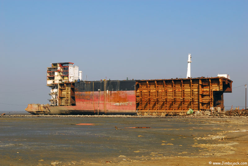 Bangladesh_Shipyards_006.jpg