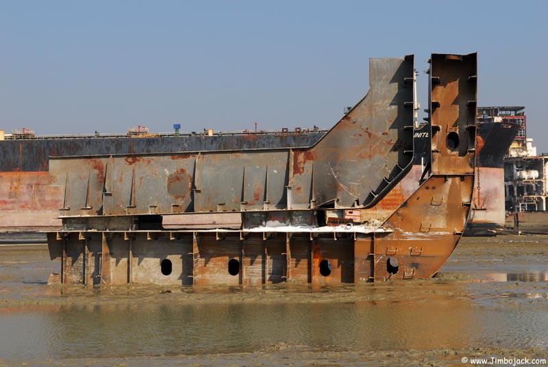 Bangladesh_Shipyards_038.jpg