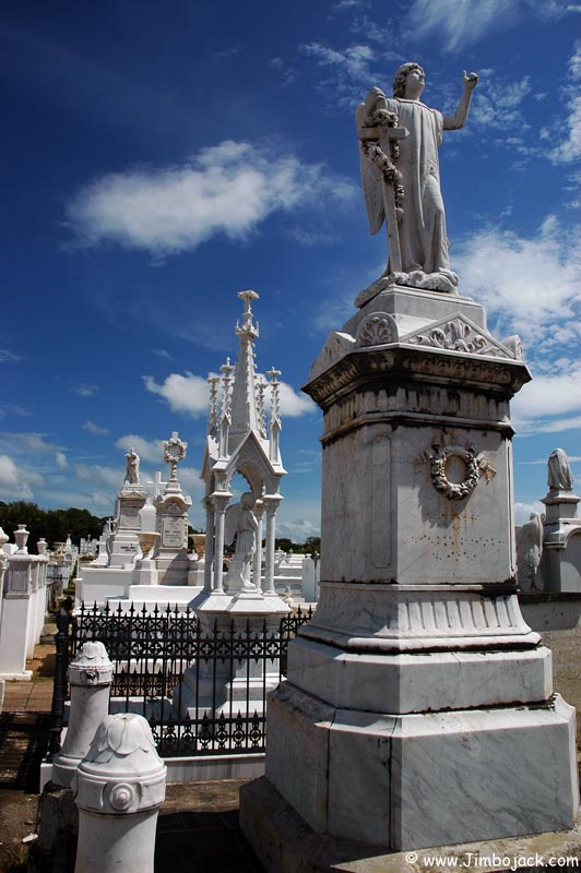 Nicaragua_Cemetery_006.jpg
