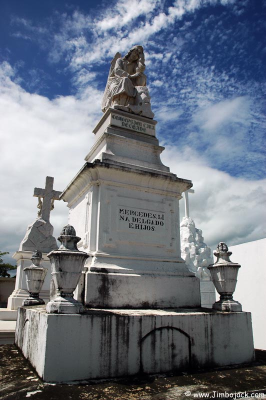 Nicaragua_Cemetery_009.jpg