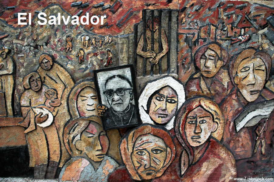 Index - El Salvador - Mural showing Archbishop Óscar Romero, San Salvador