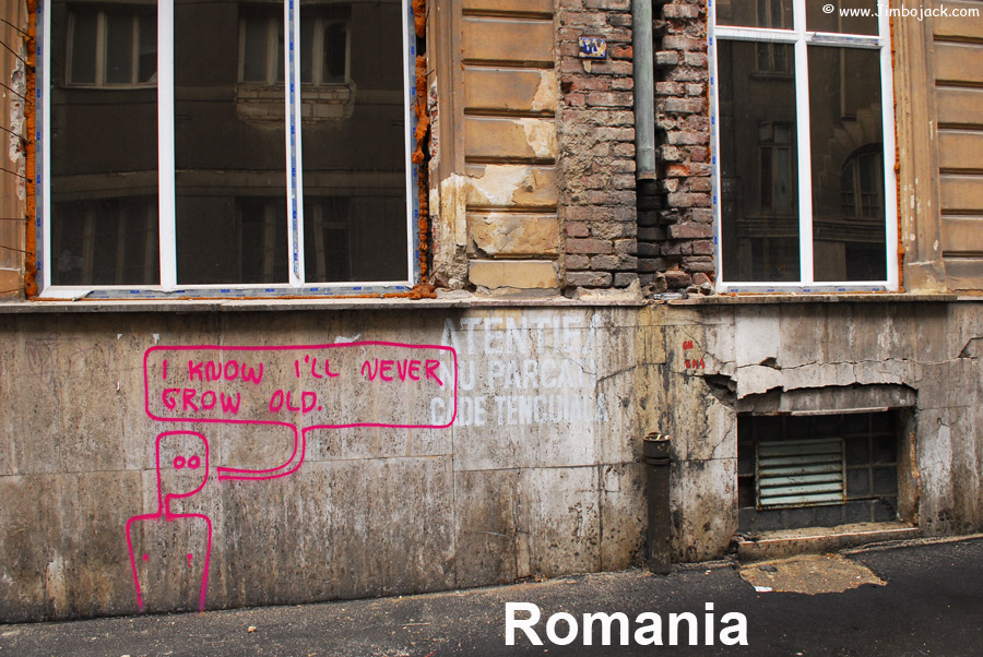 Index - Romania - Condemned Building in Bucharest
